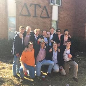 Meet your Posher, Taylor